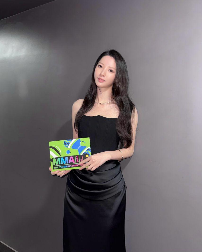 김지연보나 우주소녀 MMA2025/ 여름/ 수빈/ 설아1