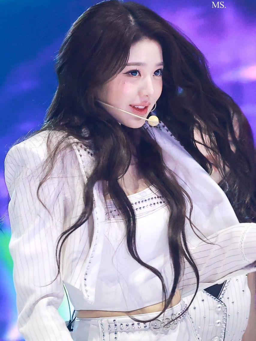 IVE (아이브) 장원영19