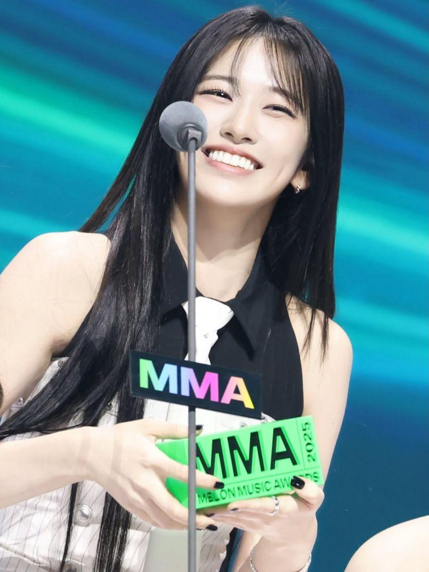 IVE (아이브) 안유진16