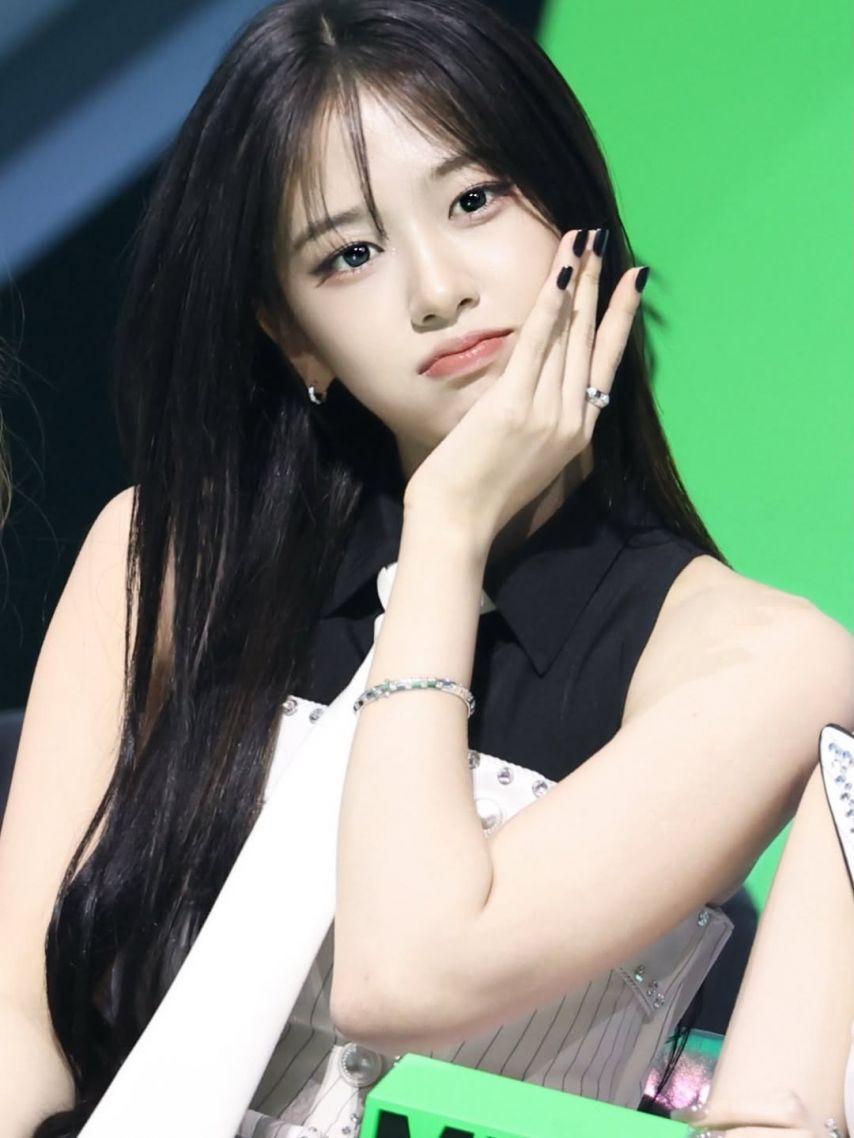 IVE (아이브) 안유진23