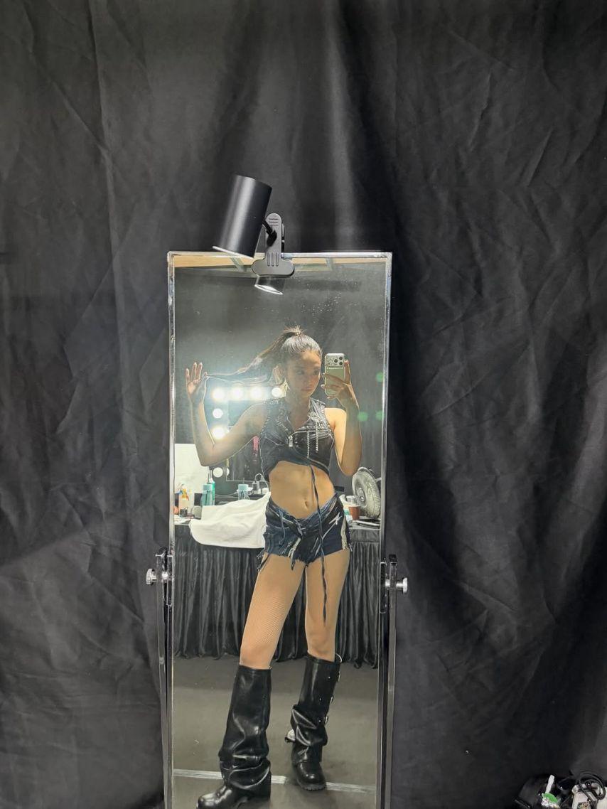 BLACKPINK (블랙핑크) 제니4