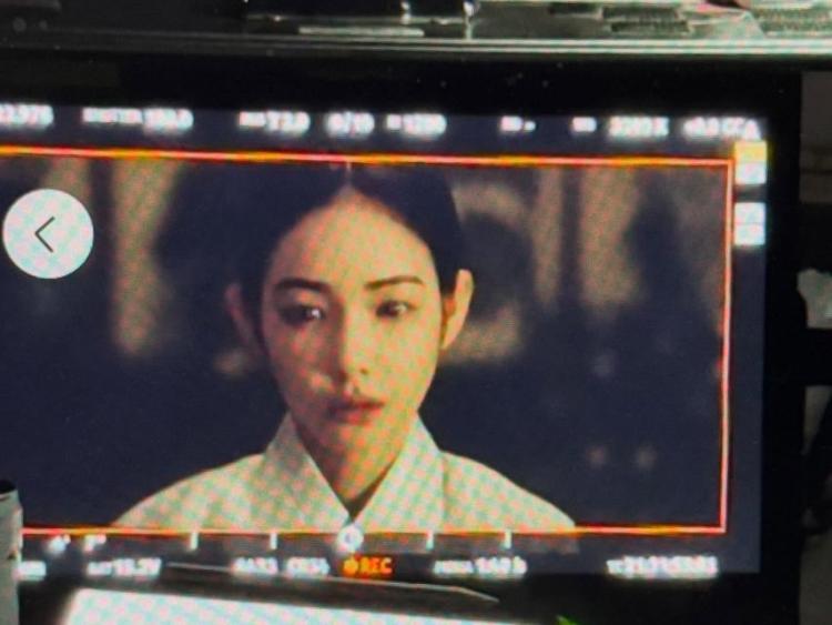 김세정 강태오 이신영 홍수주 등 이강에는달이흐른다/ 김세정/ 홍수주15