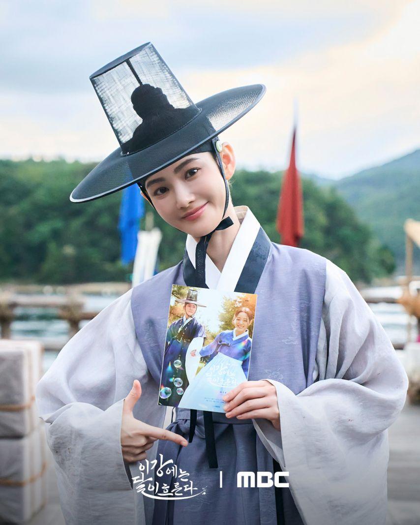 김세정 강태오 이신영 홍수주 등 이강에는달이흐른다/ 김세정/ 홍수주3