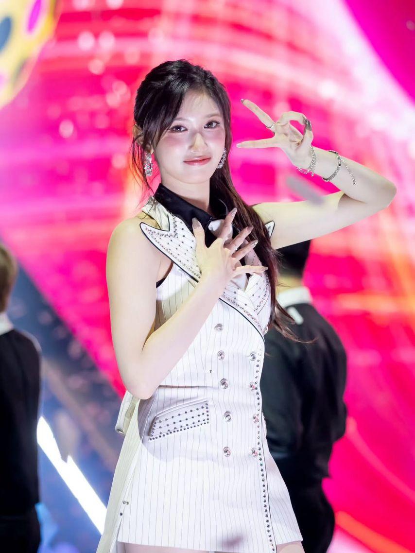 IVE (아이브) 이서15