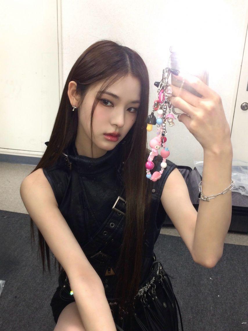 이즈나 마이, 유사랑, 정세비1