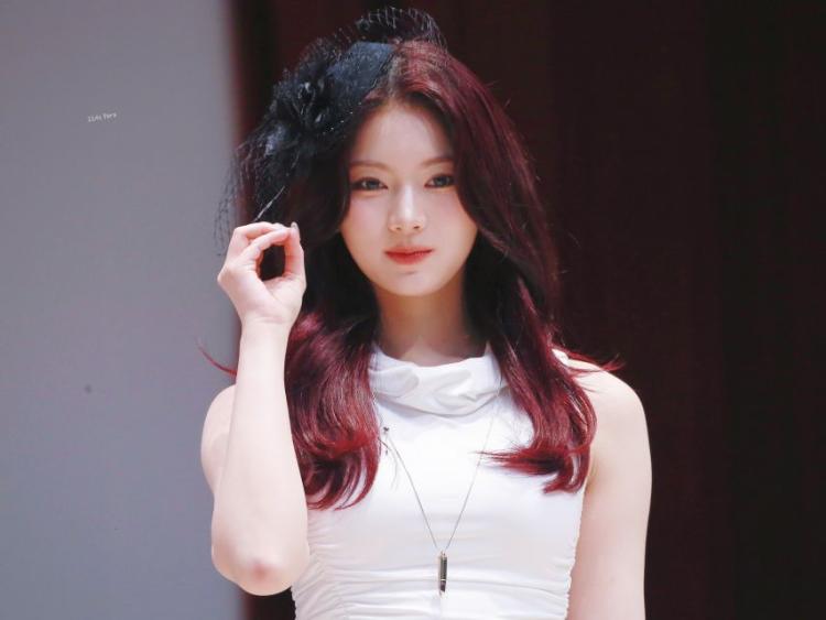 스테이씨 아이사1