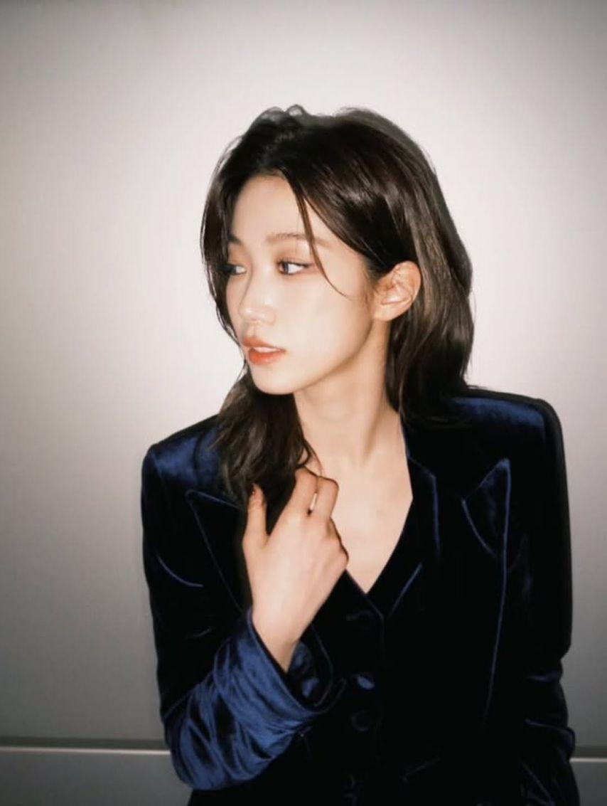 LE SSERAFIM (르세라핌) 카즈하5