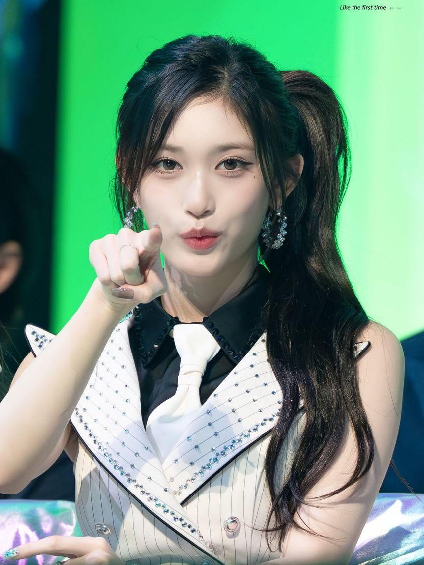 IVE (아이브) 이서4