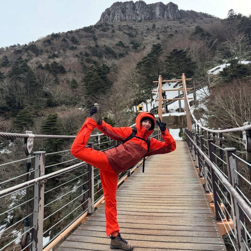 안젤리나 다닐로바 인별 한라산3