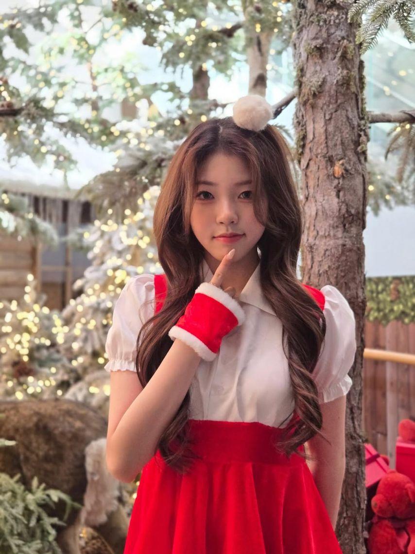 UNIS (유니스) 오윤아0