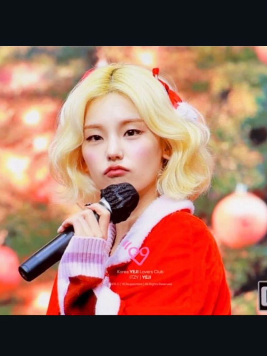 ITZY (있지) 예지13