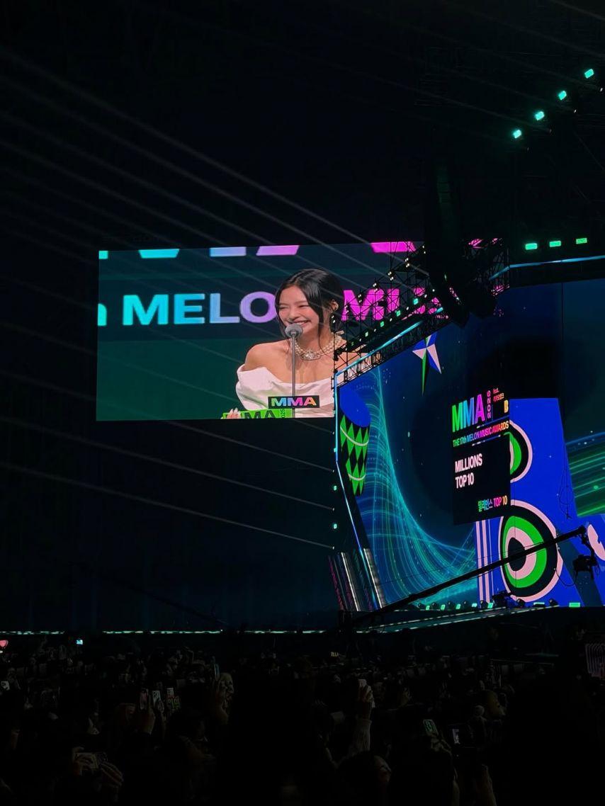 BLACKPINK (블랙핑크) 제니2