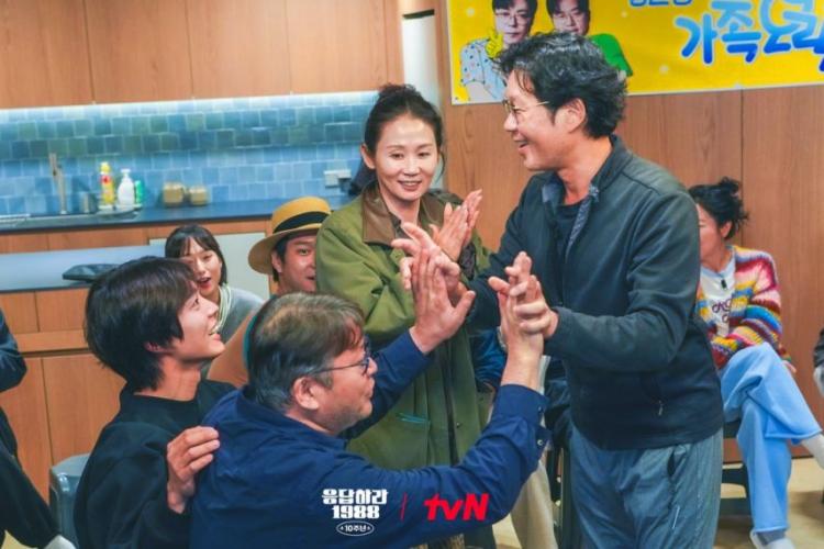 덕선이 혜리/ 박보검 등 응답하라1988 10주년 프리뷰5