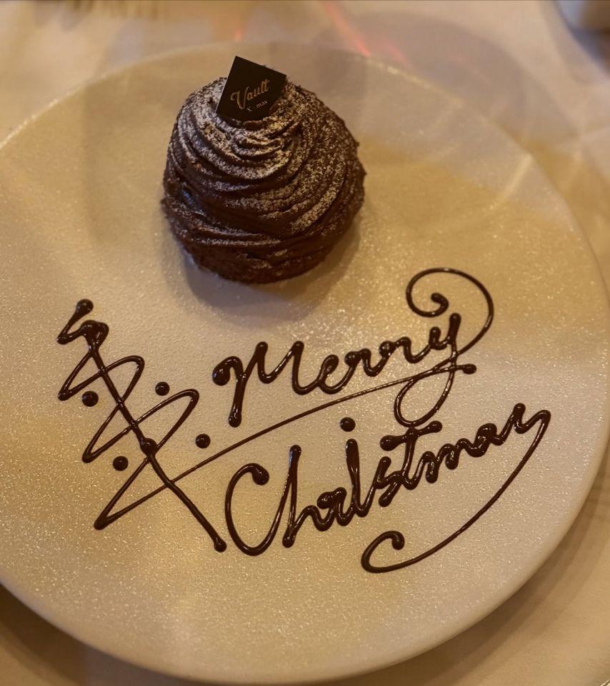 진달래 아나운서4