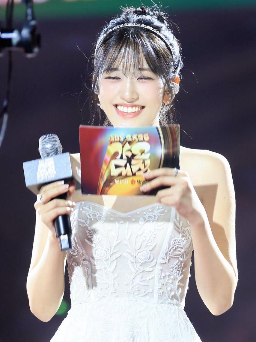 IVE (아이브) 안유진18