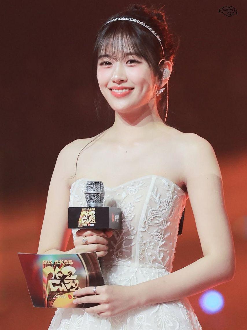 IVE (아이브) 안유진1