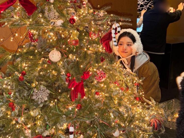 베이비돈크라이 쿠미, 이현0