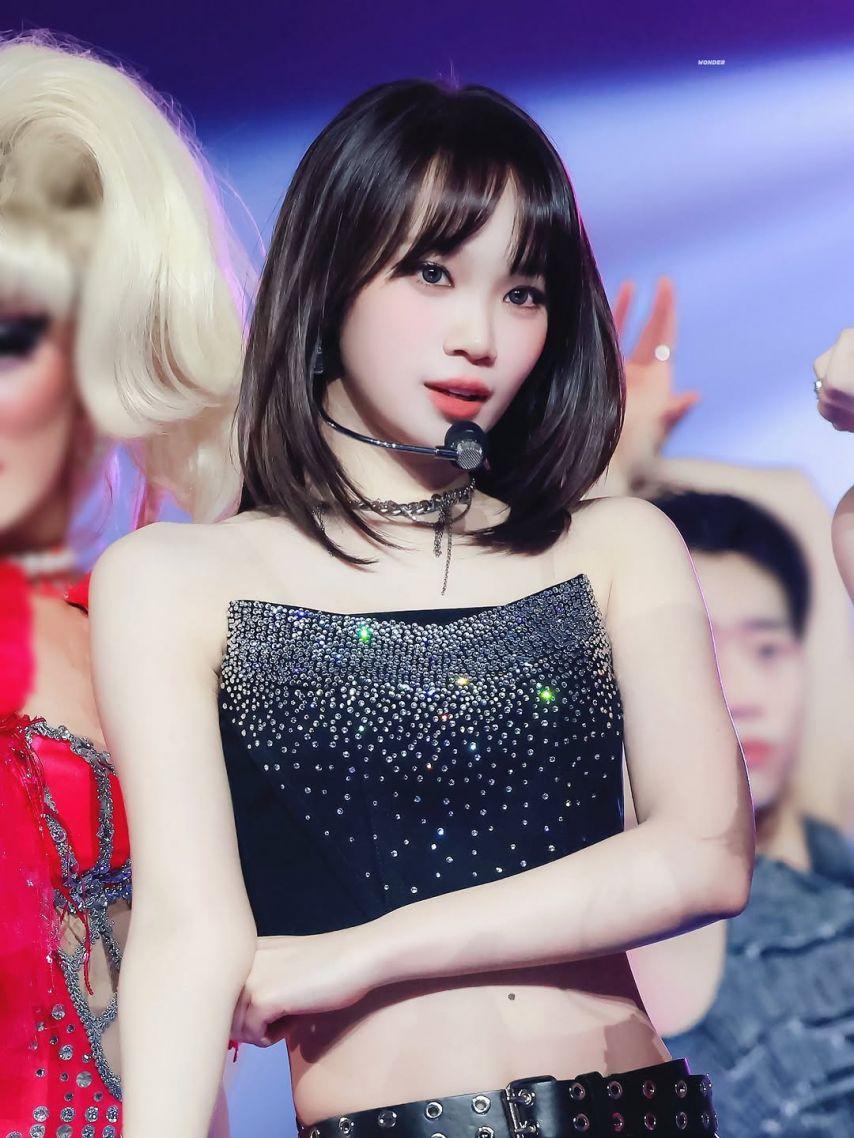 LE SSERAFIM (르세라핌) 김채원4