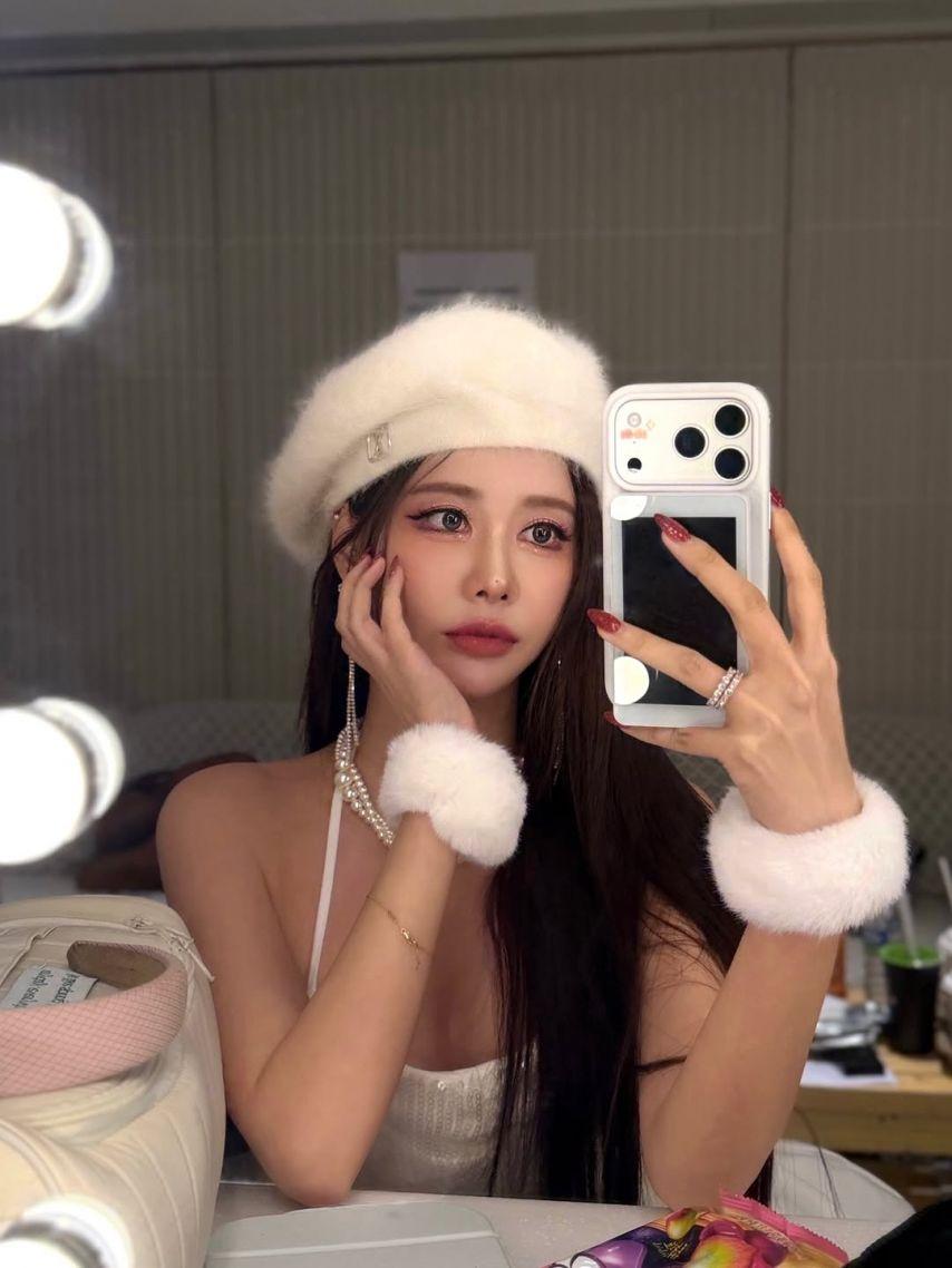 티아라 큐리 SNS0