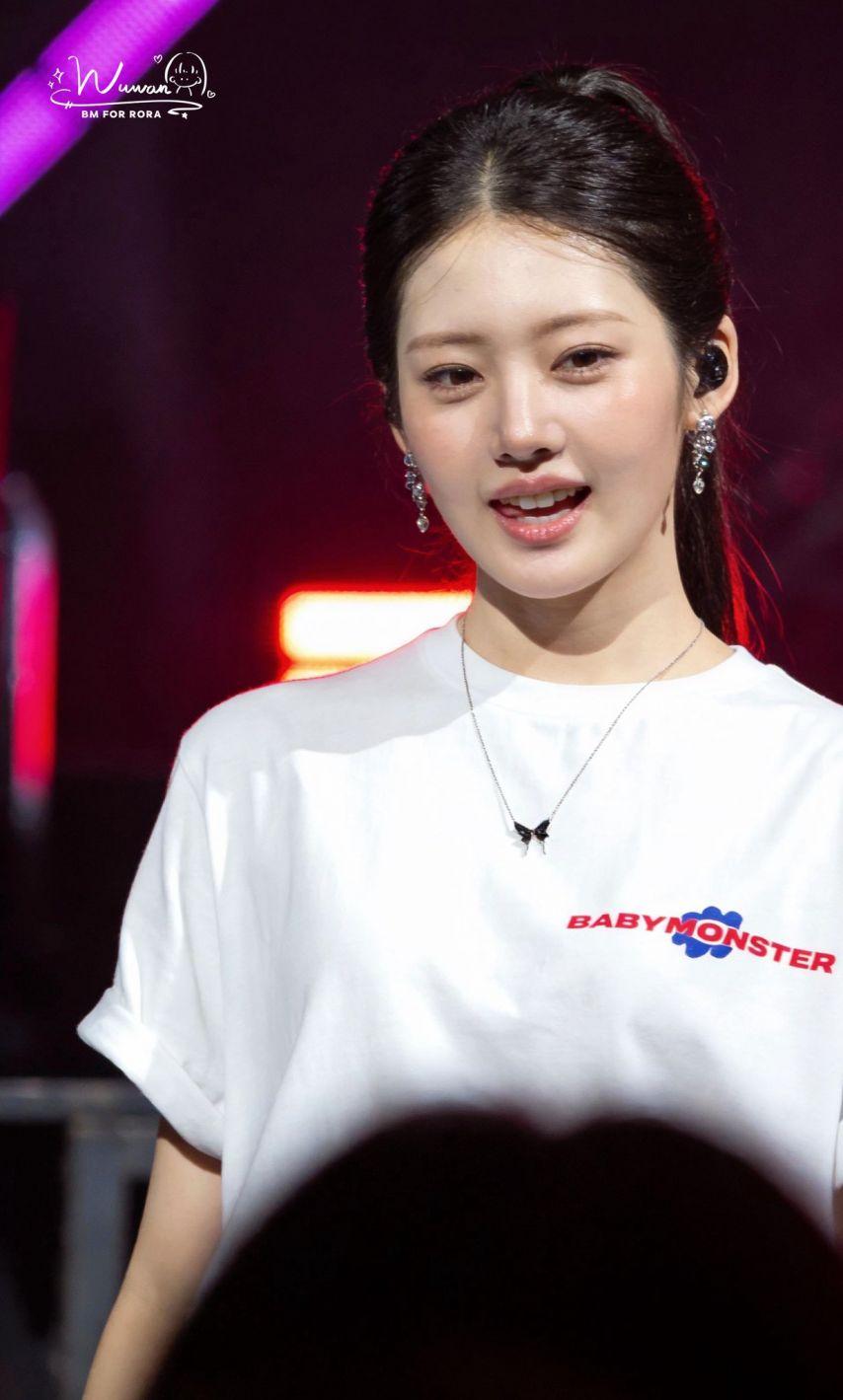 베이비몬스터 로라2