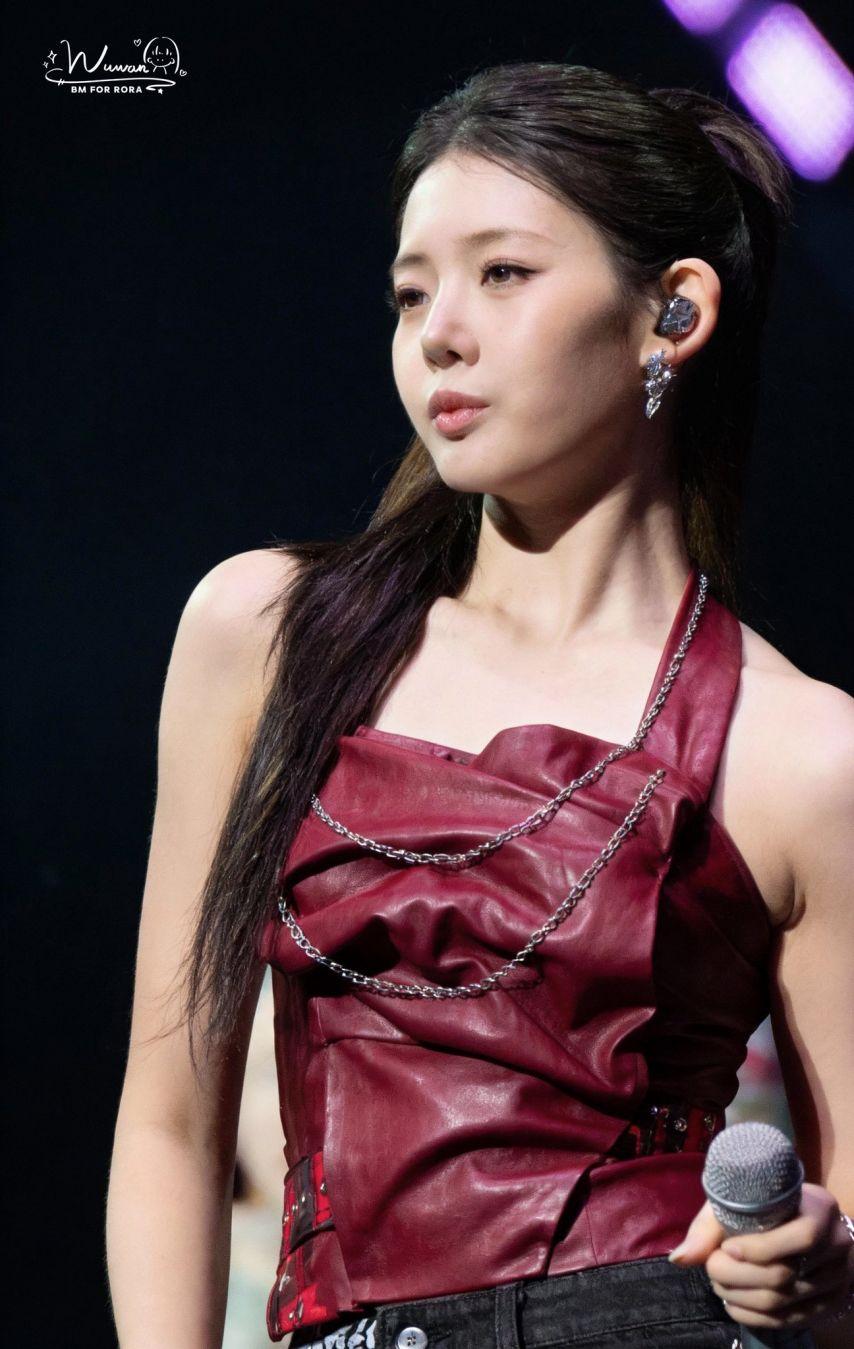 베이비몬스터 로라5