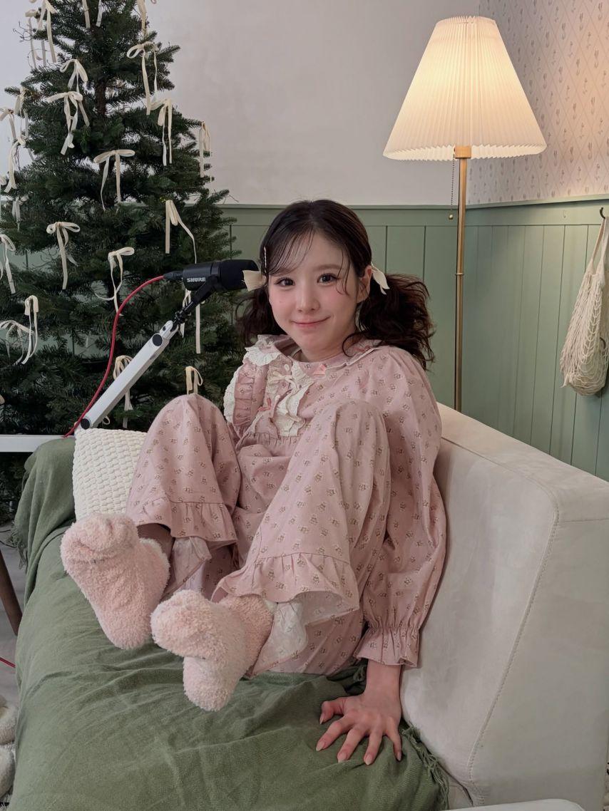 희진 ARTMS아르테미스 인별7