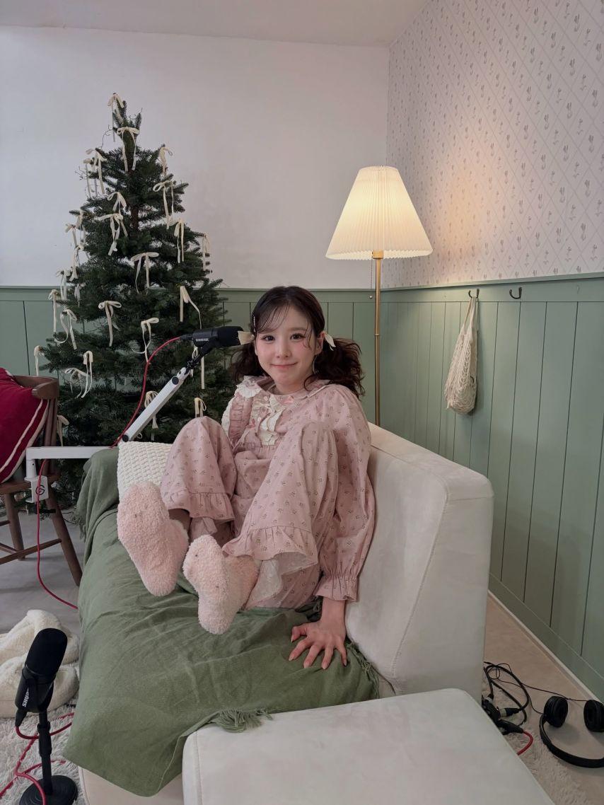 희진 ARTMS아르테미스 인별8