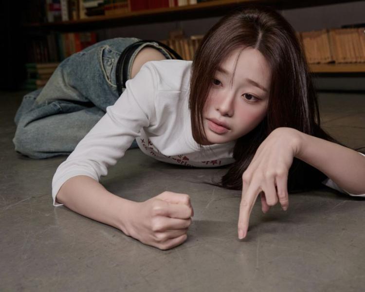 츄 CHUU The First Album [XO, My Cyberlove]1