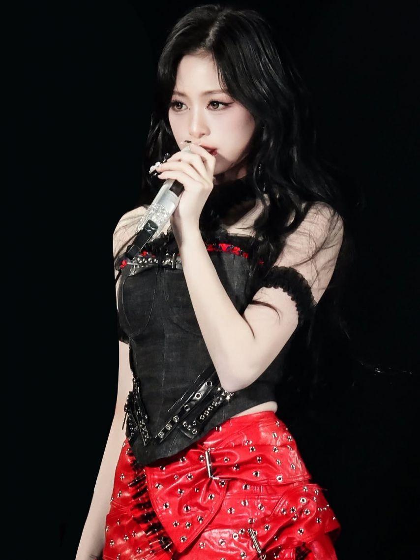 BABYMONSTER (베이비몬스터) 아현0