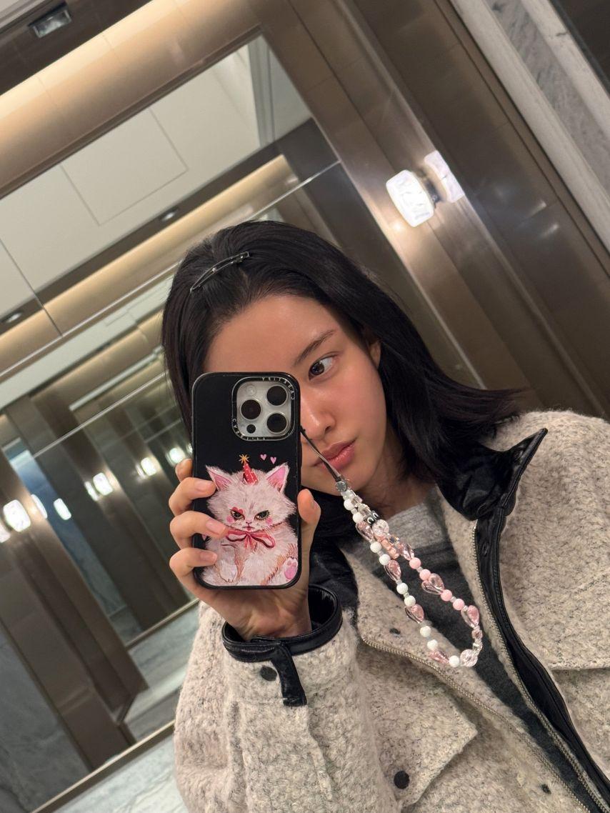 스테이씨 윤, 재이0