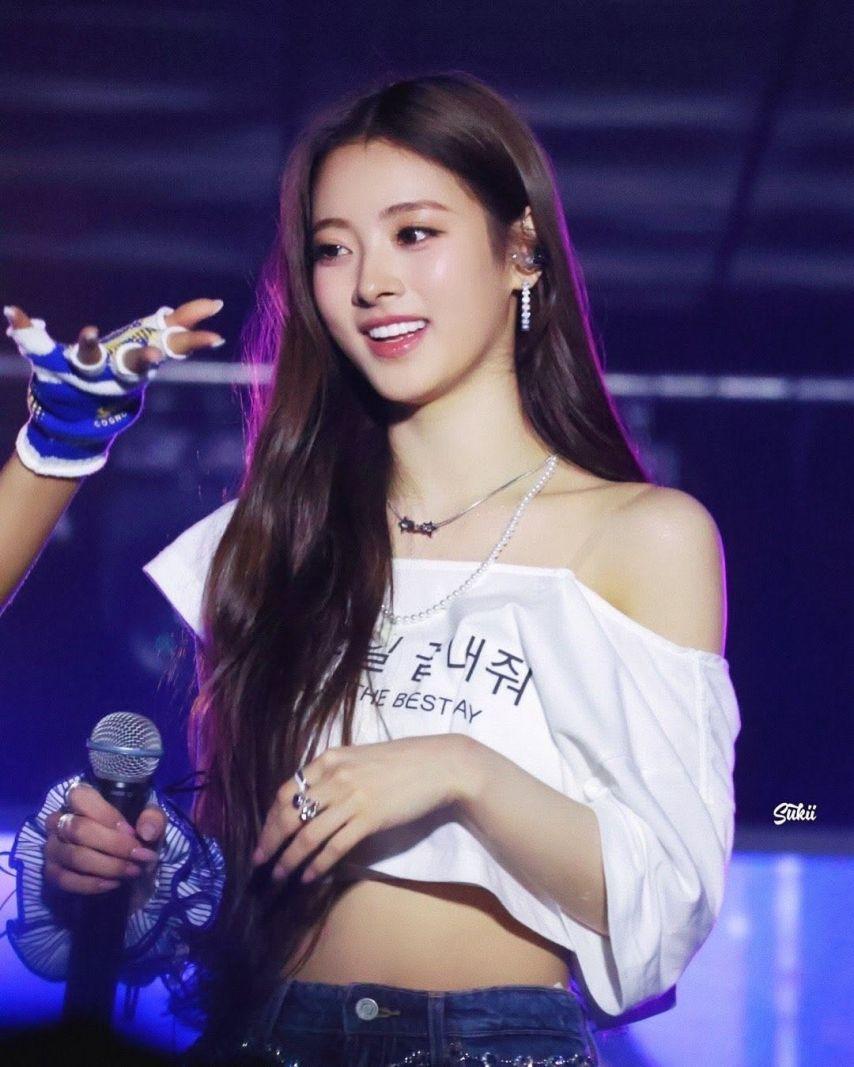 MEOVV (미야오) 안나4