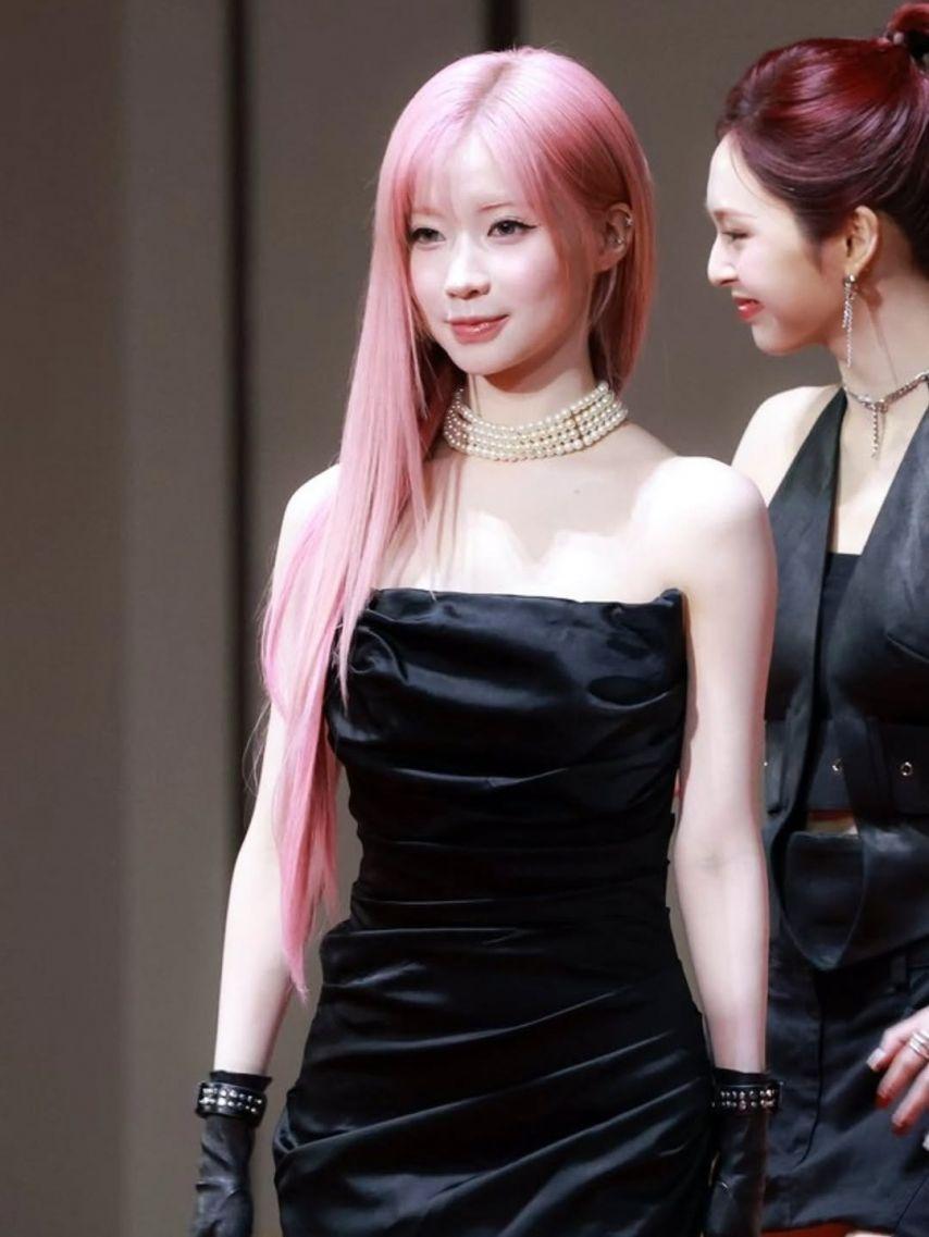 BABYMONSTER (베이비몬스터) 아사17