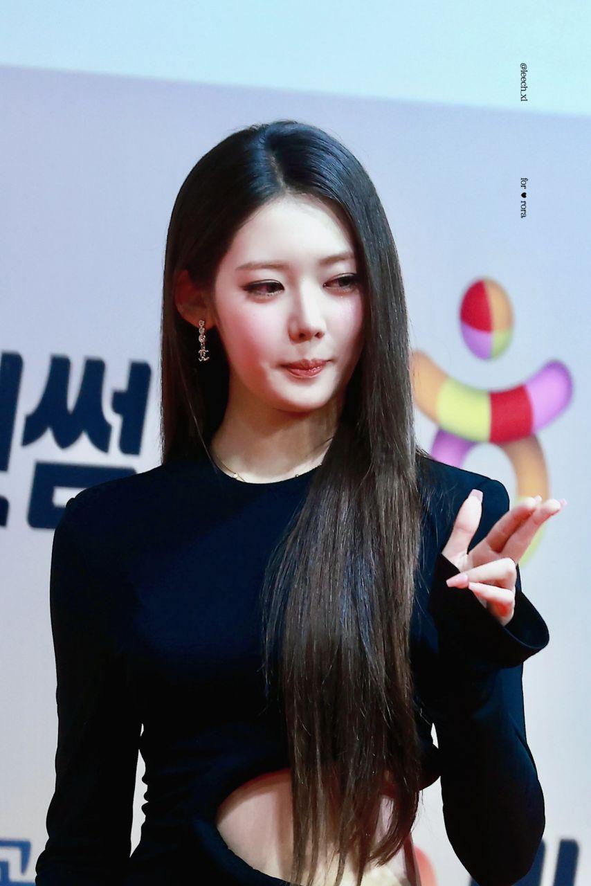 베이비몬스터 로라2