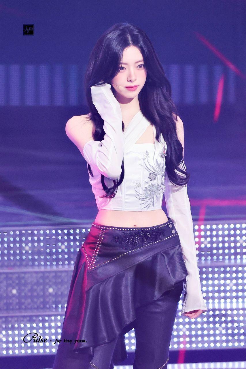 ITZY 유나0