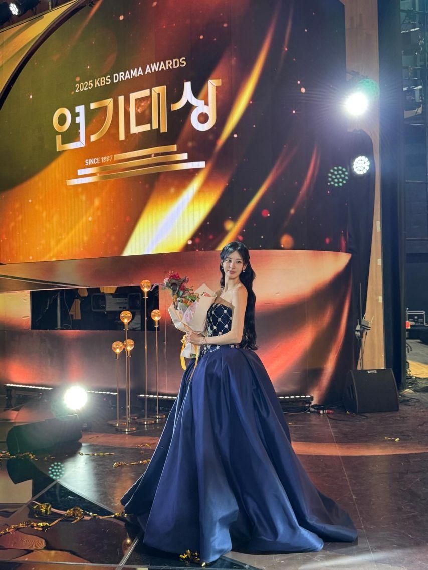 윤아/ 서현 소녀시대 인별22