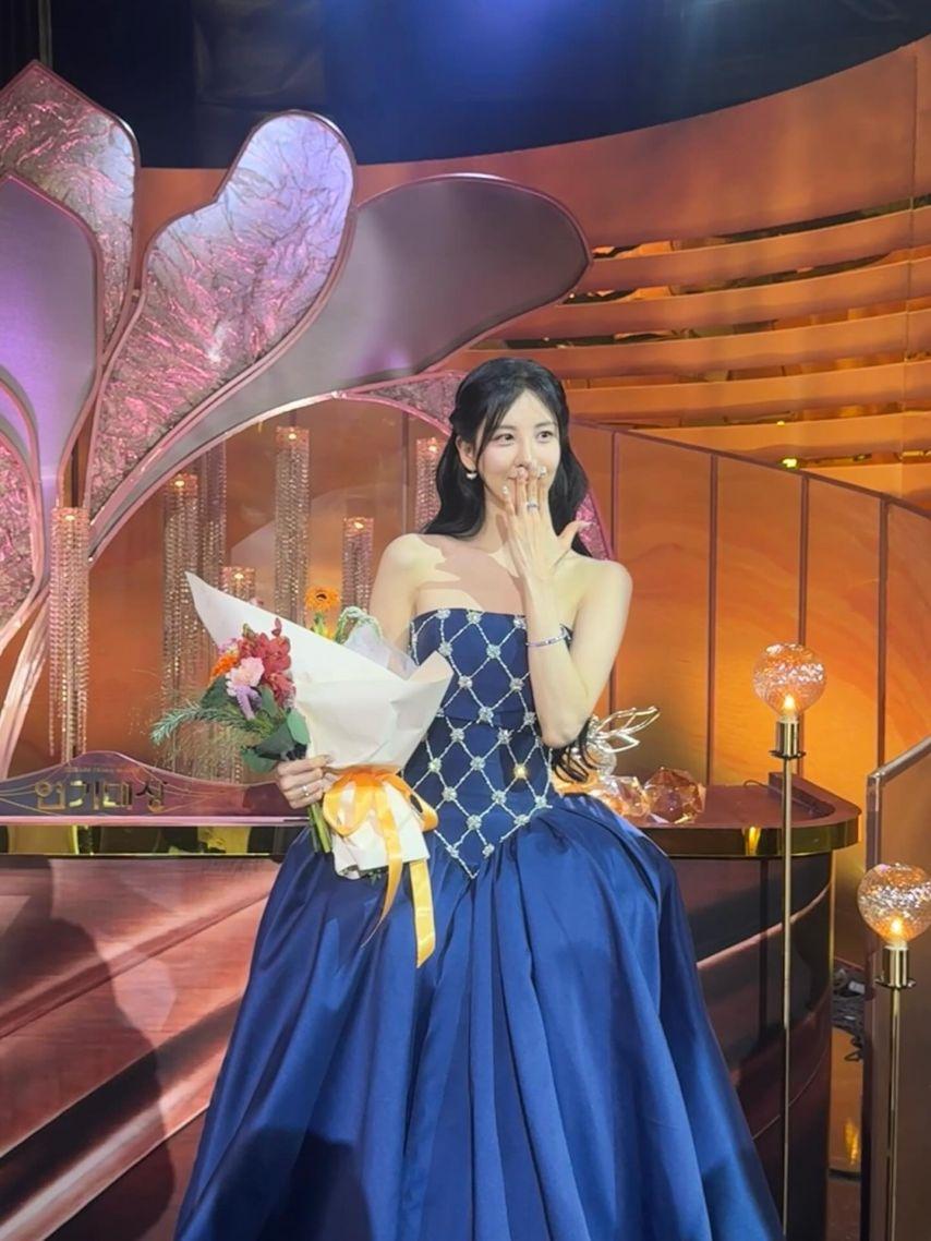 윤아/ 서현 소녀시대 인별26