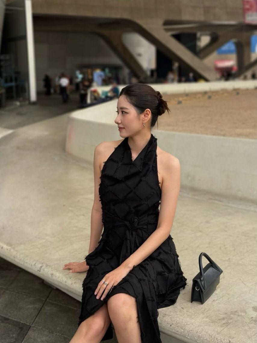 김규리 기상캐스터8