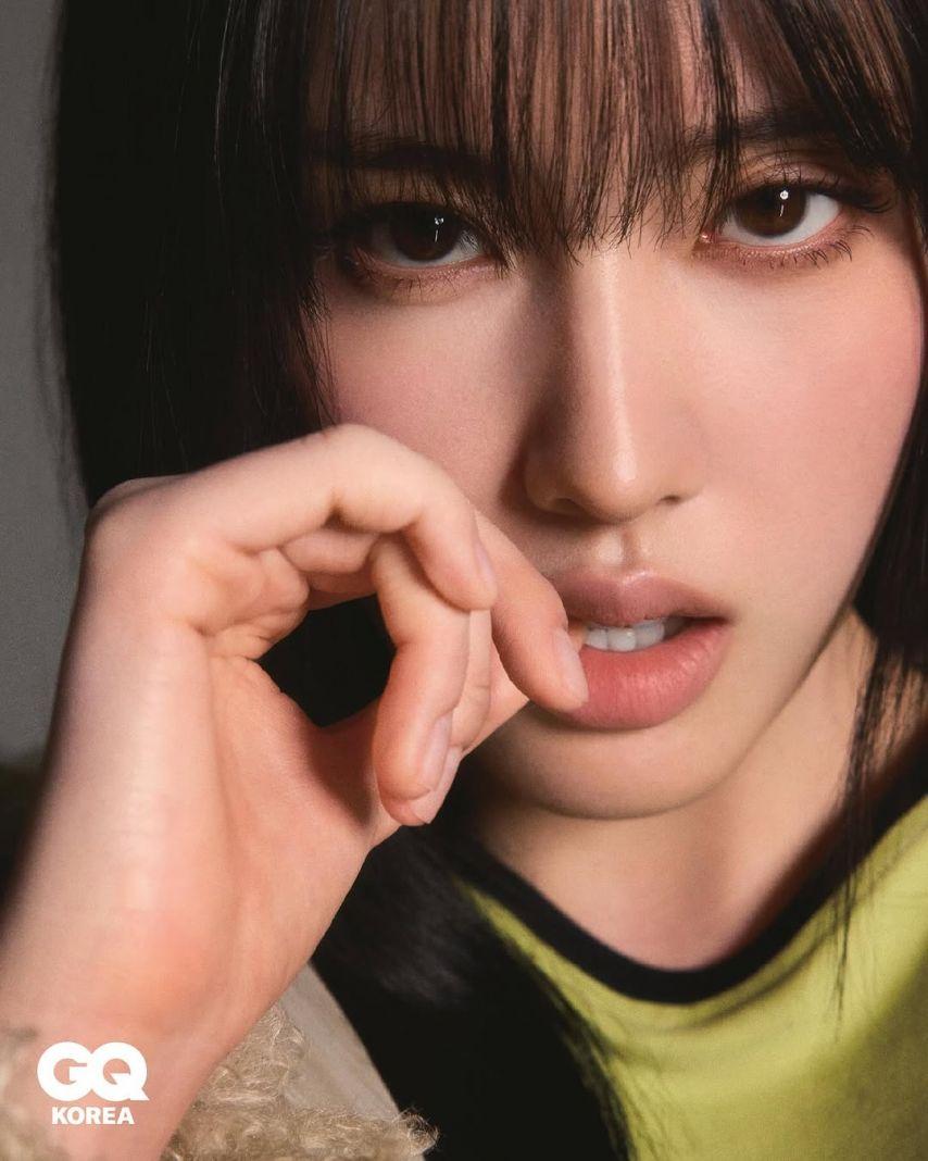 STAYC (스테이씨) 윤0