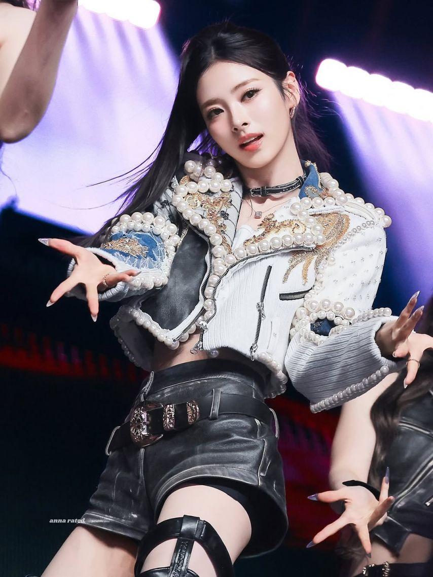 MEOVV (미야오) 안나12