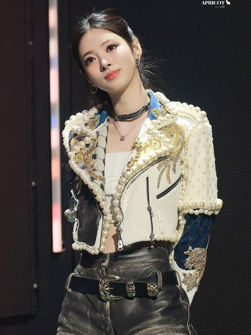 MEOVV (미야오) 안나14