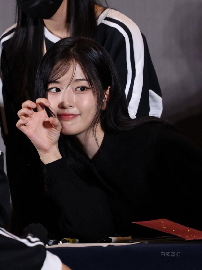 IVE (아이브) 안유진6