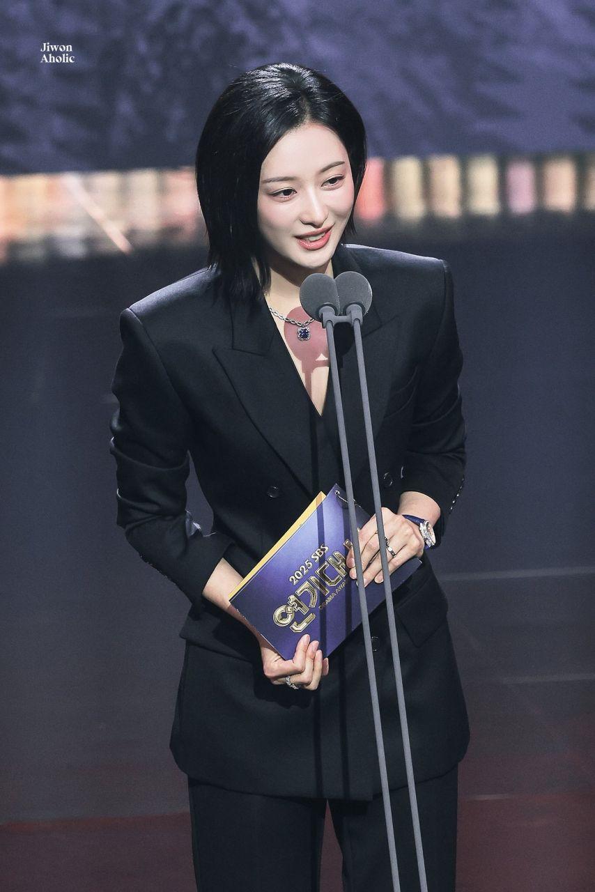 김지원 SBS 연기대상6