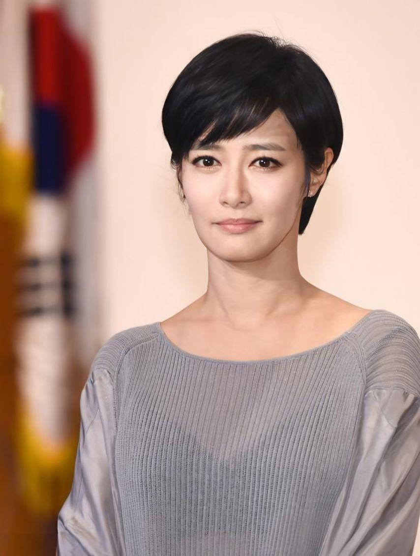 은근 브라 비치는 시스루의상 김주하 아나운서3