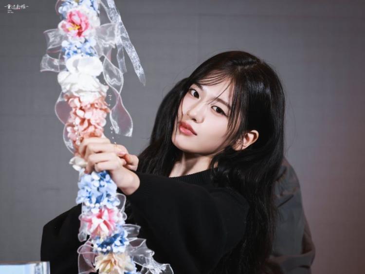 아이브 안유진8