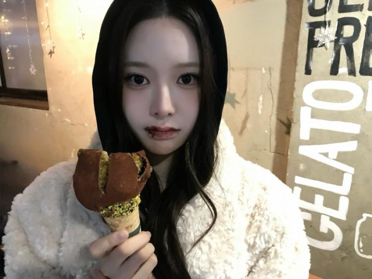 이즈나 방지민 ,정세비1