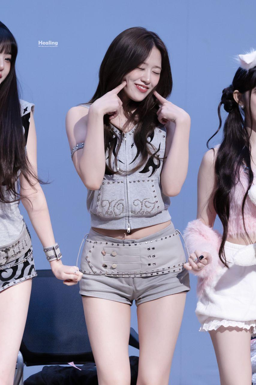 [아이브] 안유진4