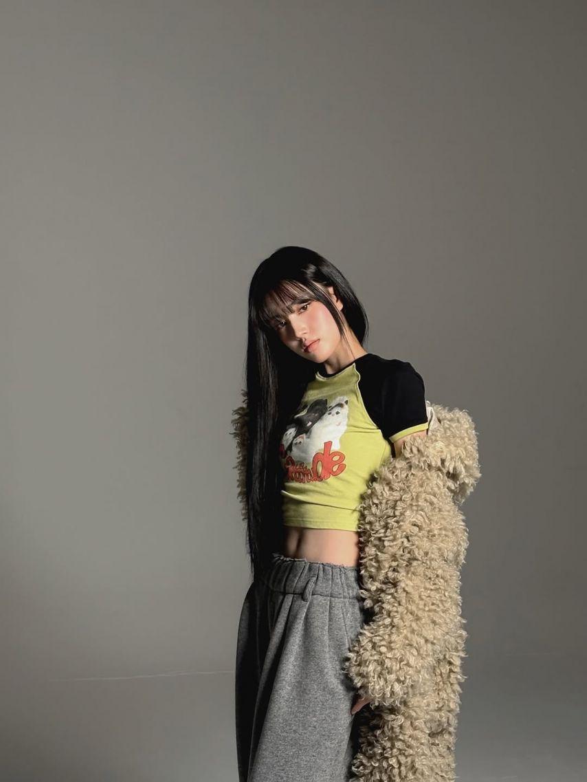 STAYC (스테이씨) 윤6