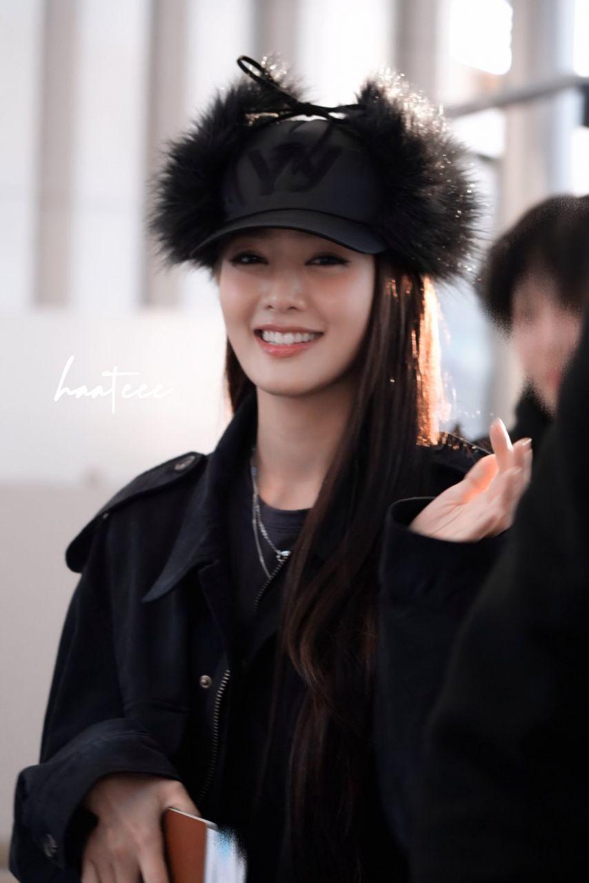 오늘 출국 아이들 민니12