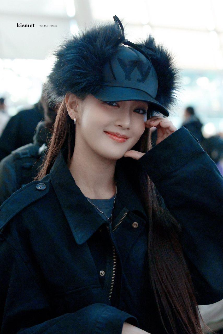 오늘 출국 아이들 민니5