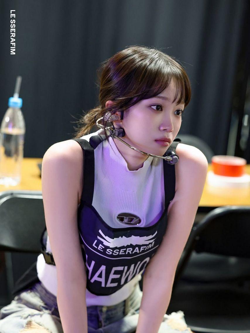 LE SSERAFIM (르세라핌) 김채원2